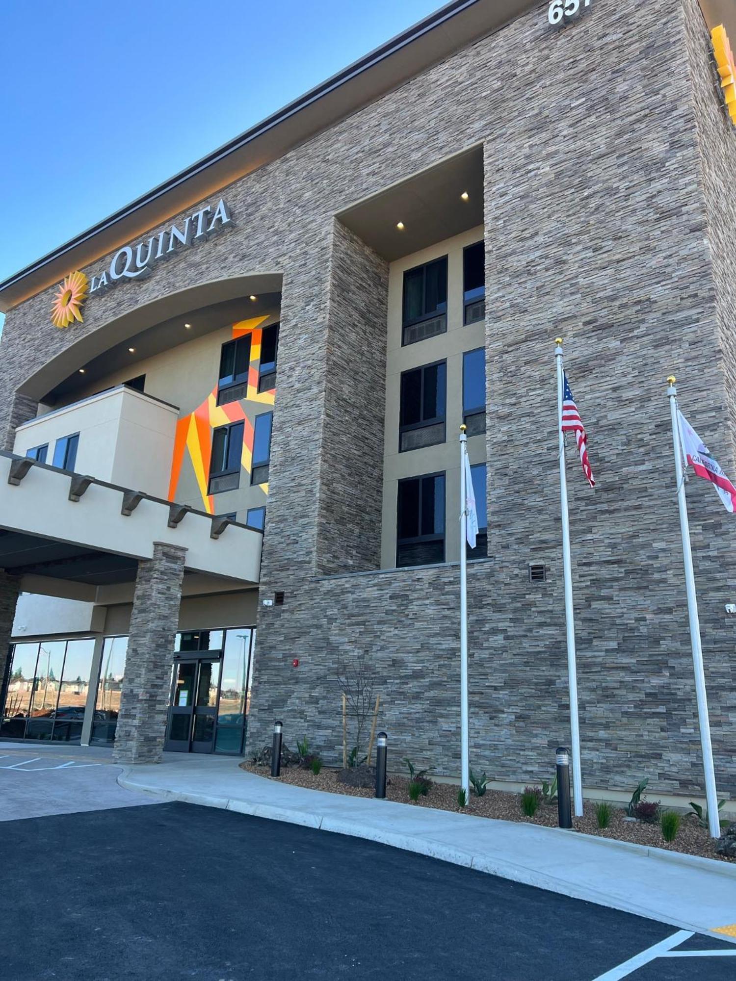 La Quinta Inn And Suites By Wyndham 林肯 外观 照片
