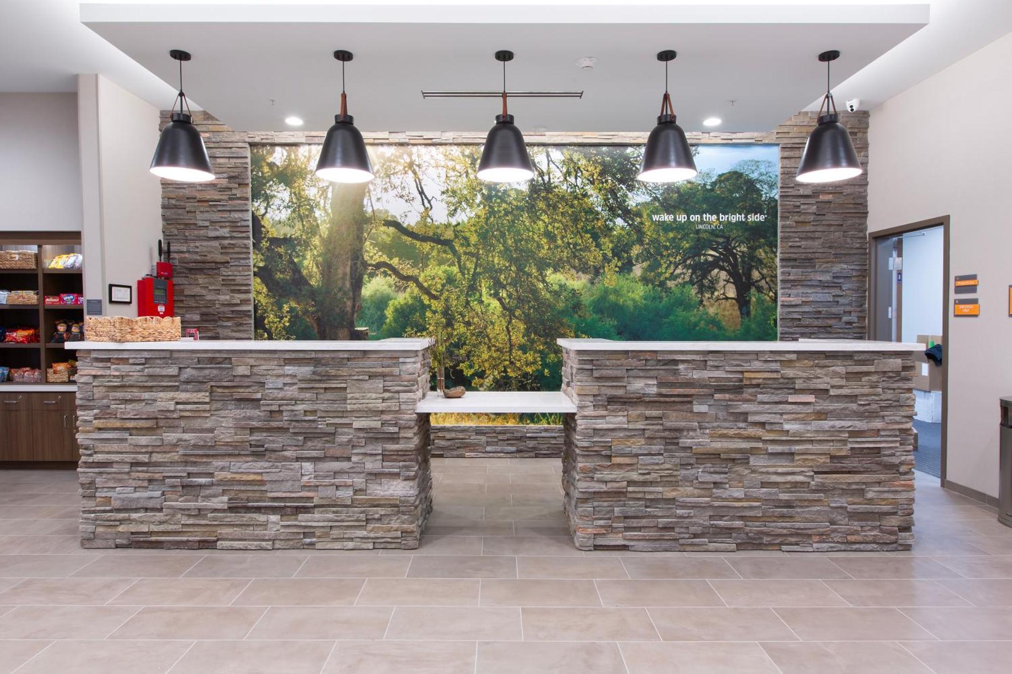 La Quinta Inn And Suites By Wyndham 林肯 外观 照片