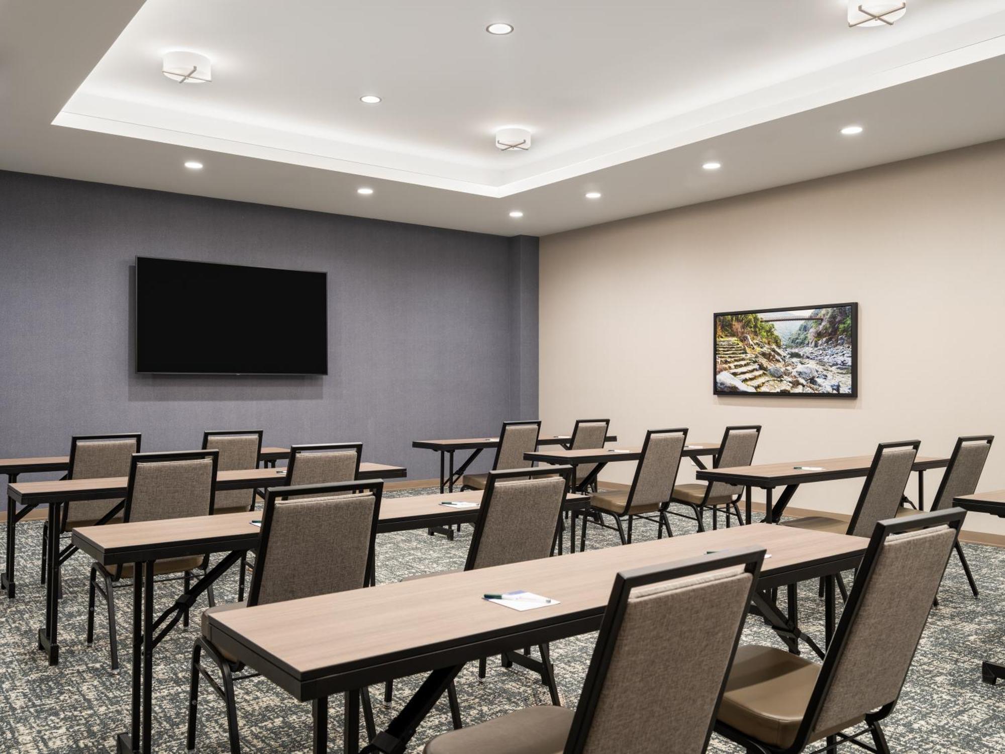 La Quinta Inn And Suites By Wyndham 林肯 外观 照片